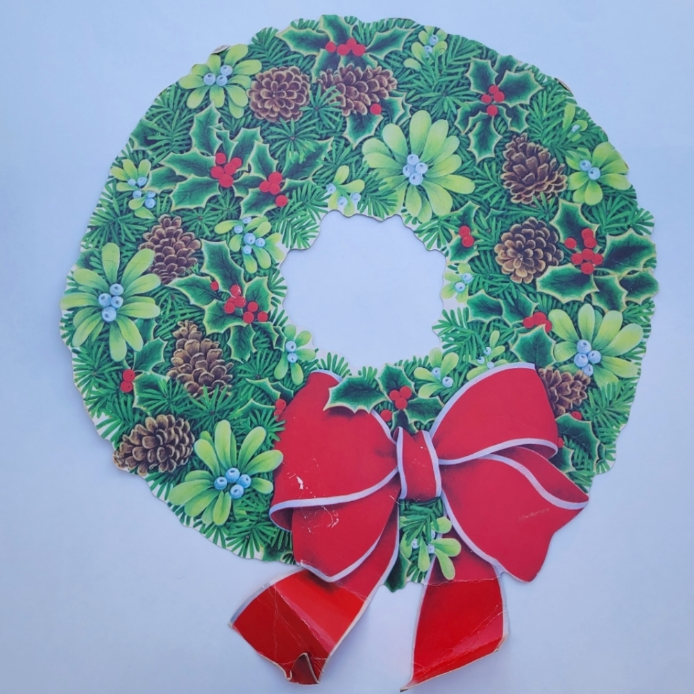 Vintage Christmas wreath die-cut cardstock decoration